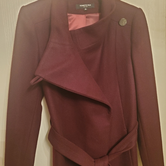 Kenneth Cole Asymmetrical Coat in beautiful Burgundy - Picture 10 of 12